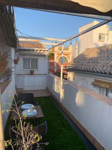 Stunning Attic With Private Terrace And Parking Optional Lägenhet Sevilla Exteriör bild